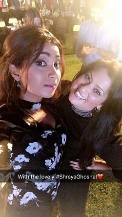 Shreya Ghoshal With Richa Sharma
