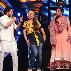 Shreya Ghoshal With Vidya Balan